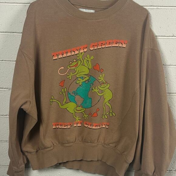 URBAN OUTFITTERS Sweatshirt 
Brown Think Green Frogs Earth Day size Small - Picture 5 of 9